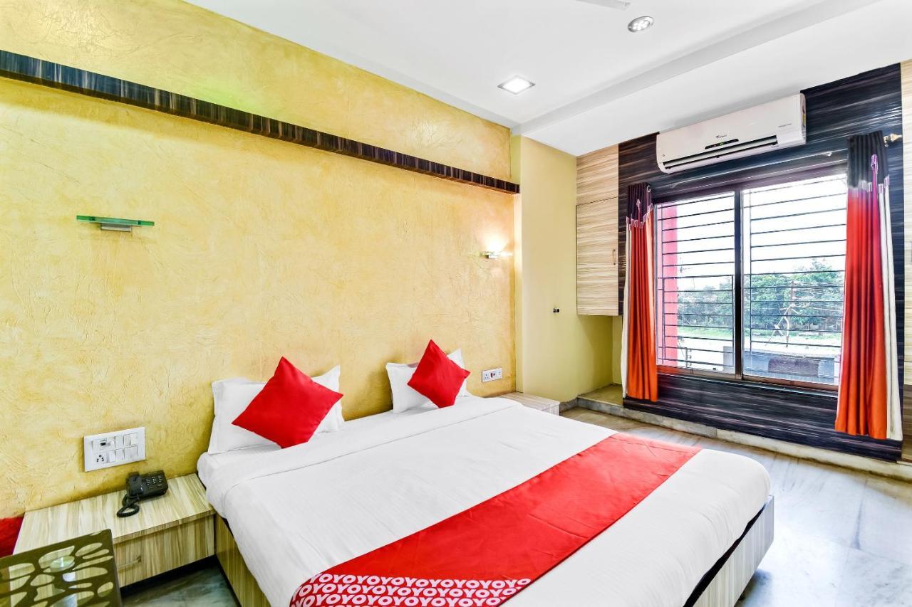 Oyo 61308 Hotel Rw International Hingoli Exterior photo