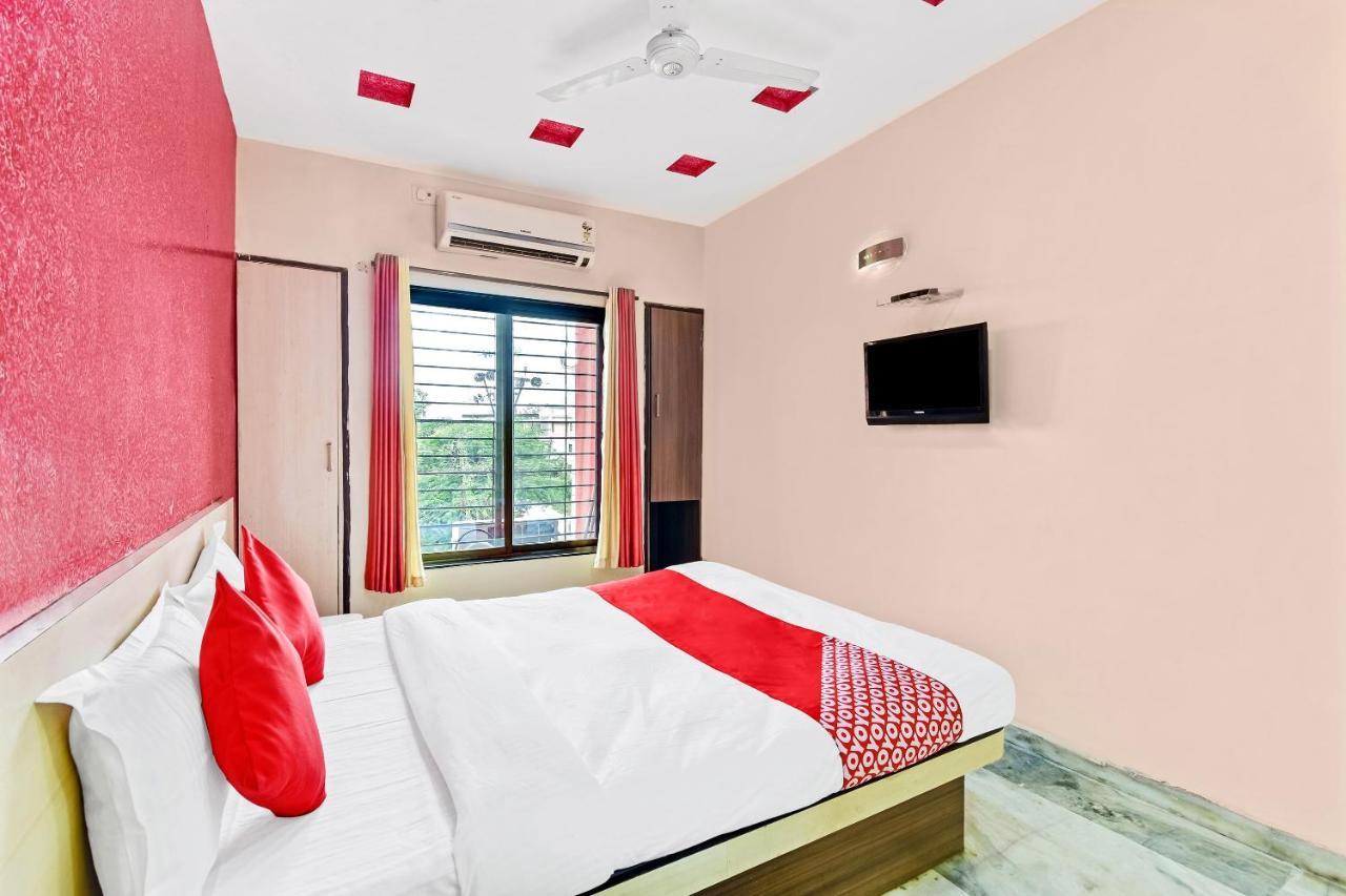 Oyo 61308 Hotel Rw International Hingoli Exterior photo