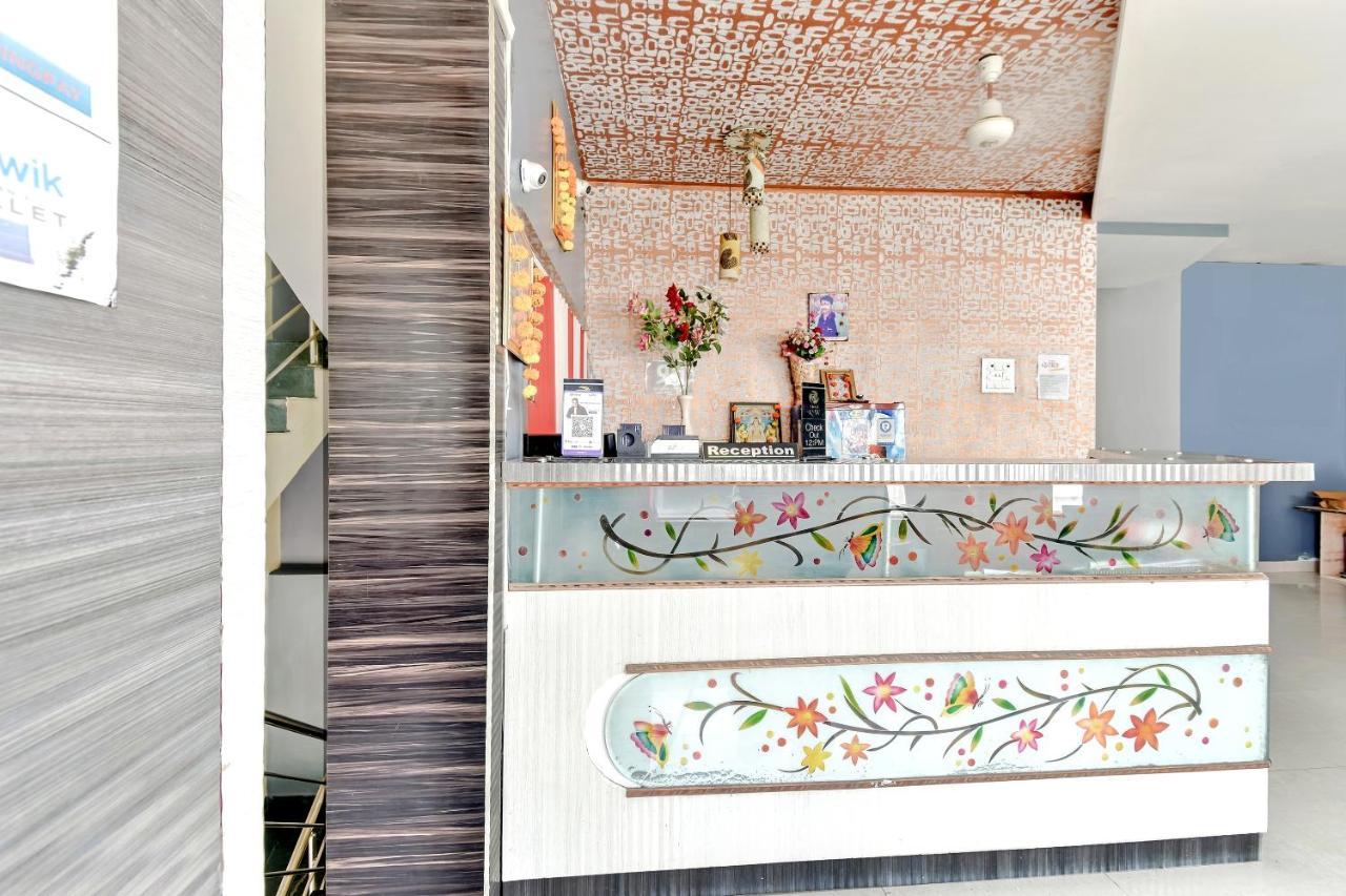 Oyo 61308 Hotel Rw International Hingoli Exterior photo